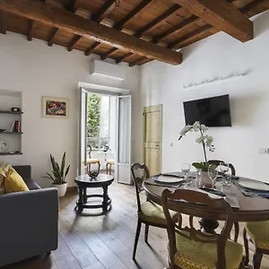 Oltrarno Modern In Florence